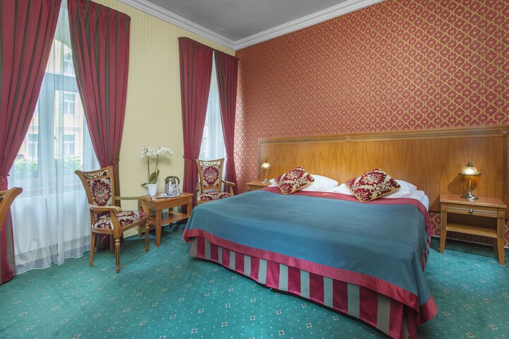 Room 21 of 61