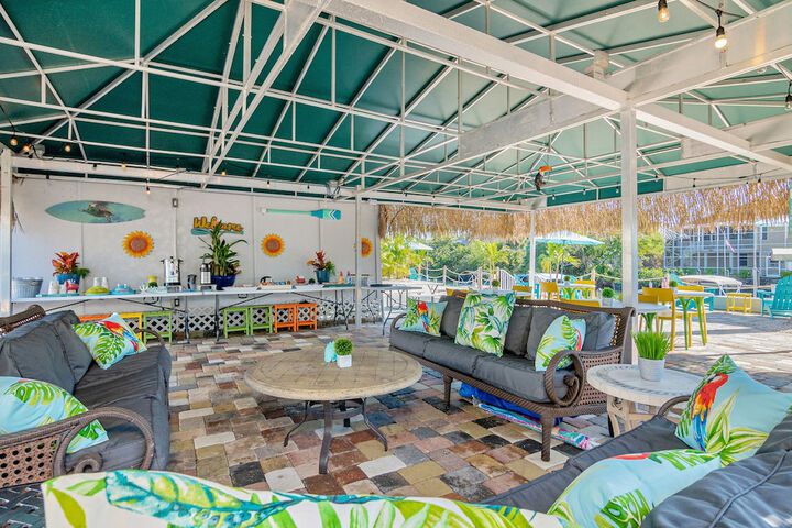 Terrace/Patio 76 of 77