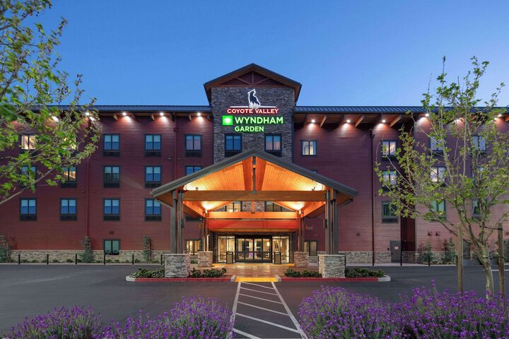 Hotel 53 of 53