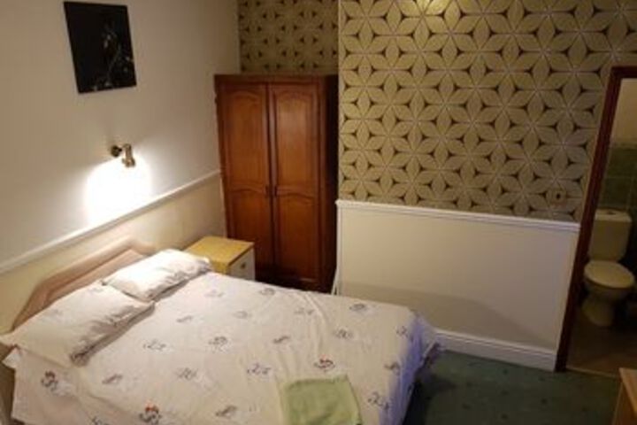 Room 18 of 20