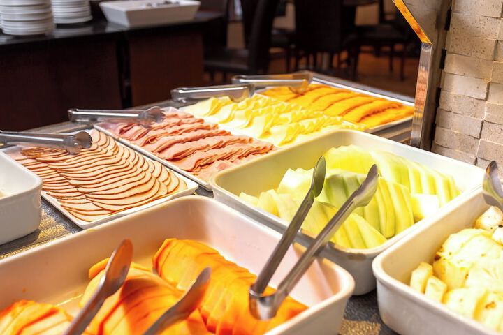 Breakfast/Coffee Service 105 of 231