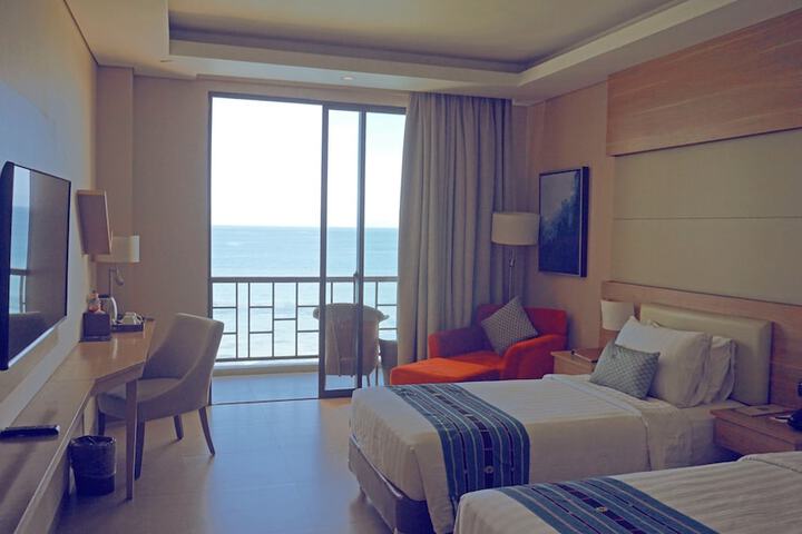 Room 17 of 46