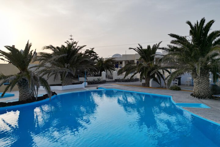 Pool 61 of 107