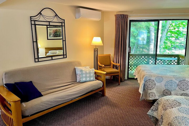 Room 46 of 106