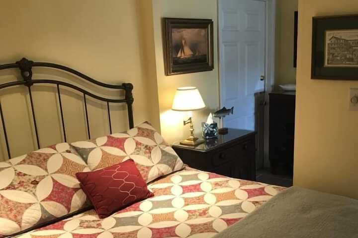 Room 5 of 77