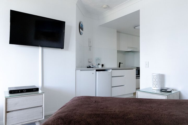Room 10 of 81