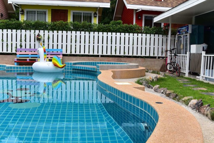 Pool 29 of 37