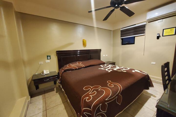 Room 30 of 42