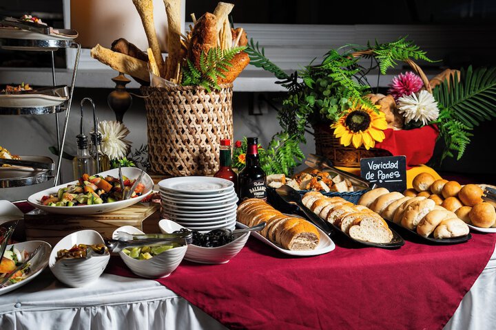 Dining 60 of 107