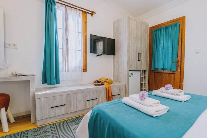 Room 10 of 87
