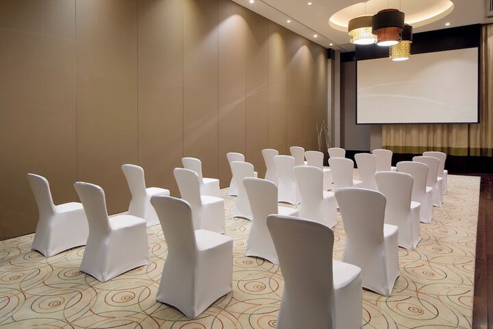 Hotel Interior 127 of 172