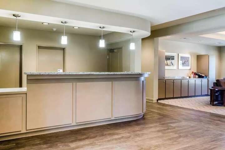 Guest Lobby