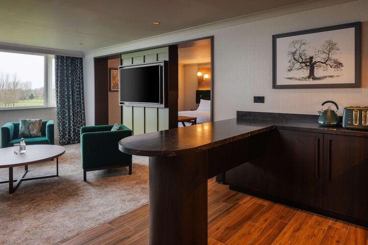 Room 57 of 204