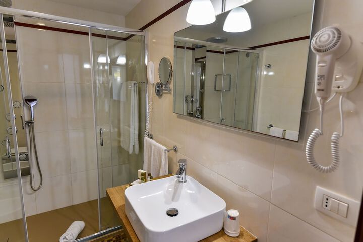 Clean Restrooms