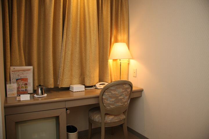 Room 21 of 75