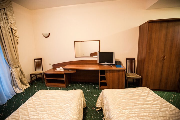 Room 15 of 35