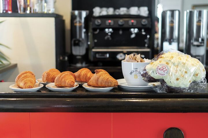 Breakfast/Coffee Service 17 of 22