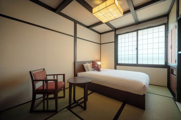 Room 25 of 55