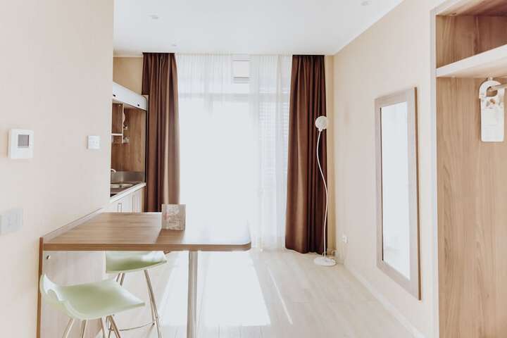 Room 10 of 51