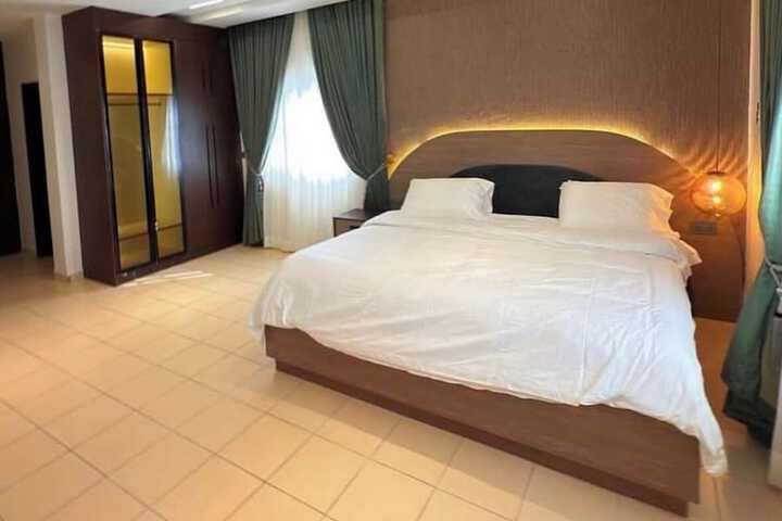 The Regal Boutique Hotel