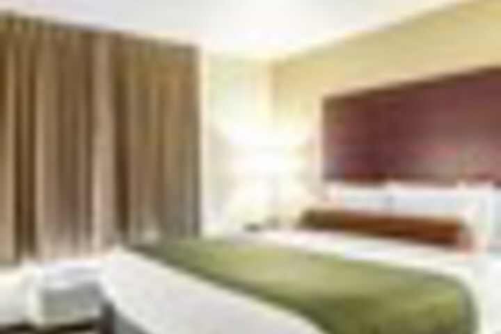 Room 17 of 108