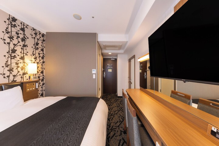 Room 15 of 67