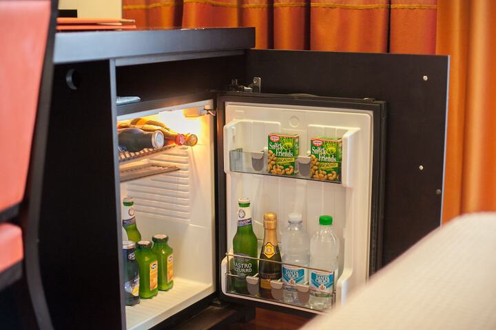 Minibar