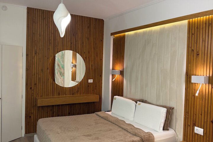 Room 74 of 191