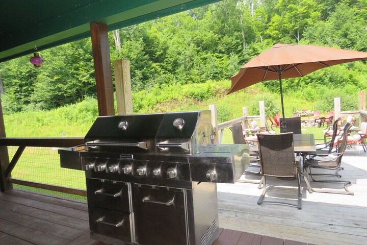 BBQ/picnic area