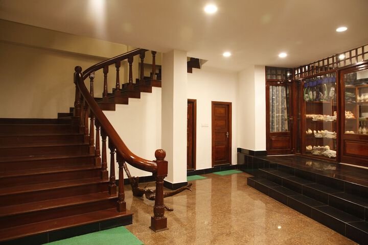 Hotel Interior 29 of 33