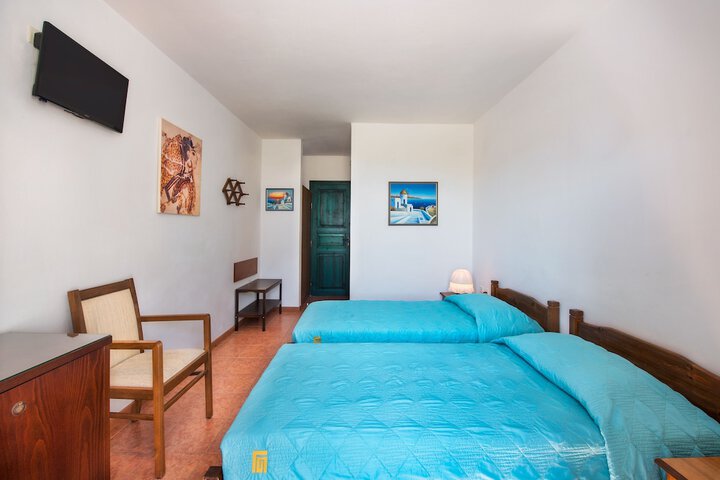 Room 25 of 108