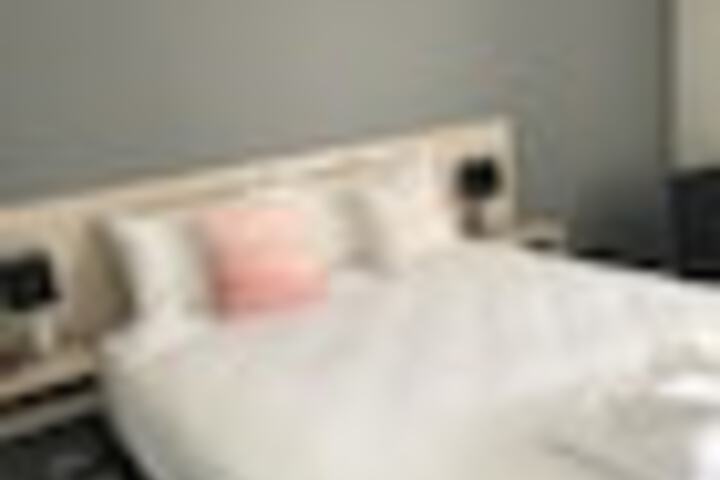 Room 11 of 156