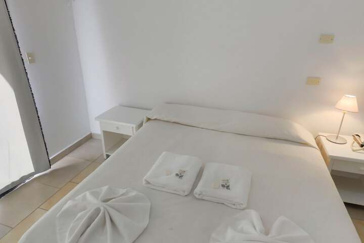 Room 8 of 57