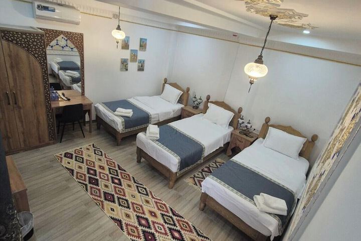 Room 6 of 64