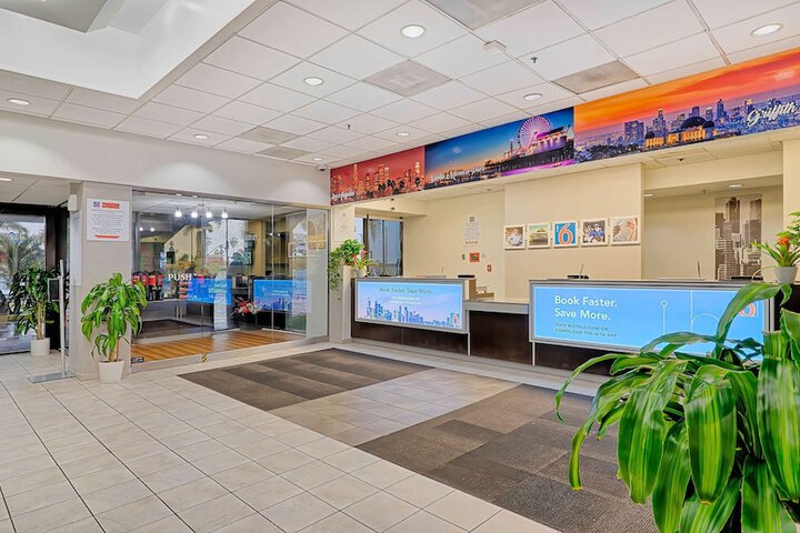 Guest Lobby