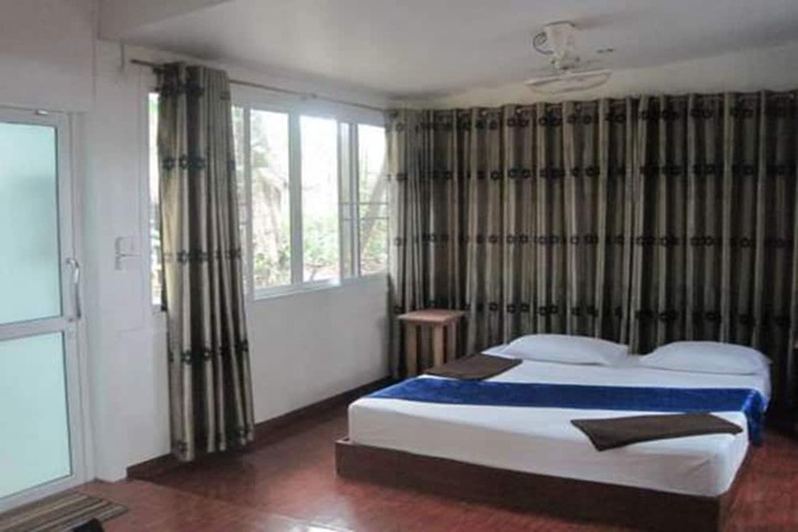 Room 16 of 46