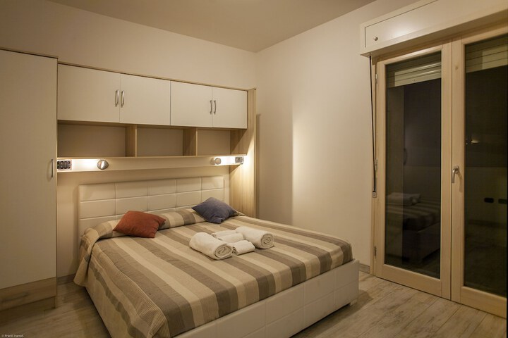Room 17 of 48
