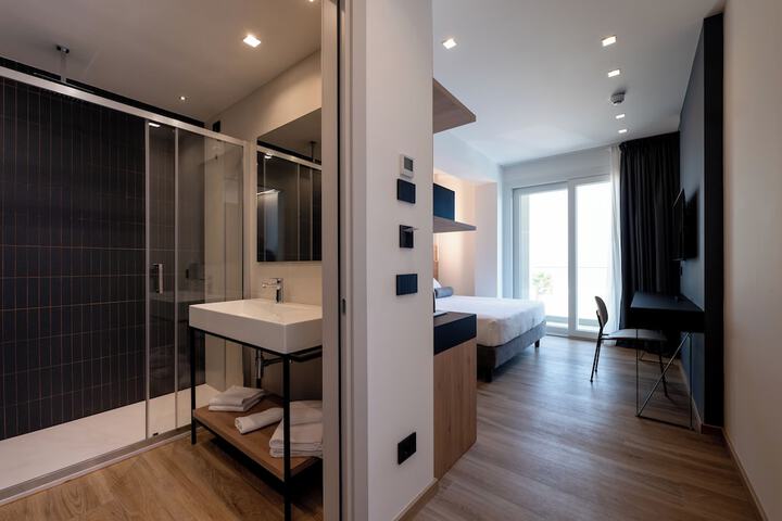 Room 51 of 89