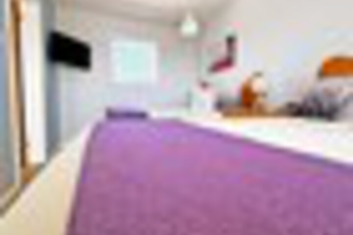 Room 71 of 258