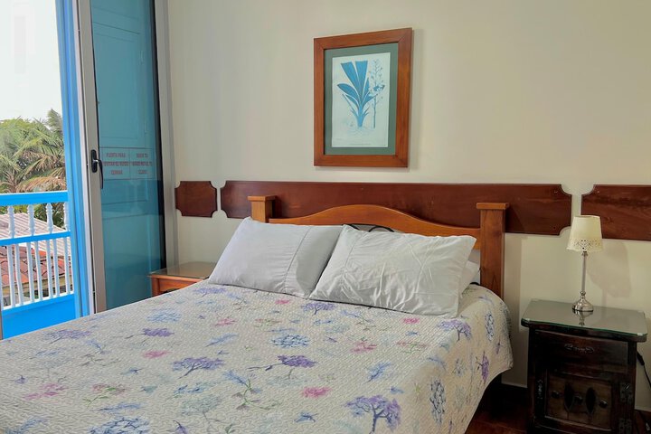 Room 4 of 55