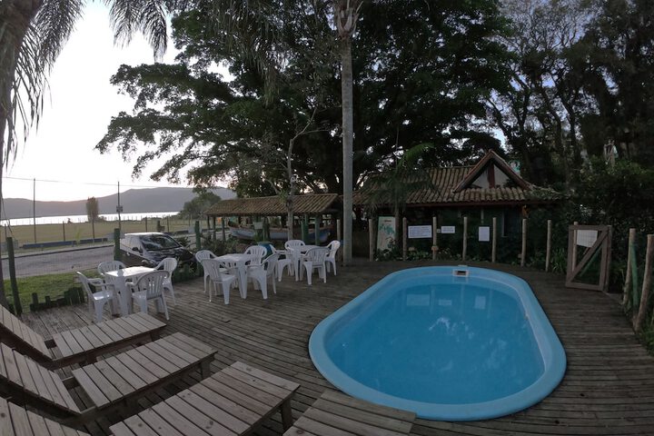 Pool 72 of 104