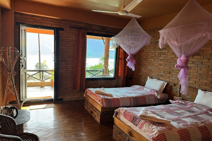 Room 8 of 45