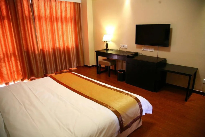 Room 6 of 20