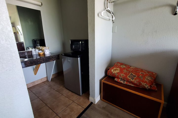 Room 7 of 15