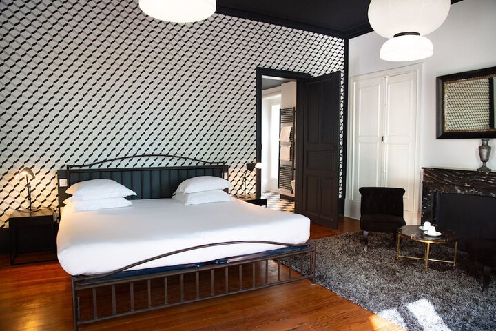 Room 16 of 71