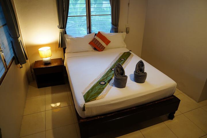 Room 6 of 22