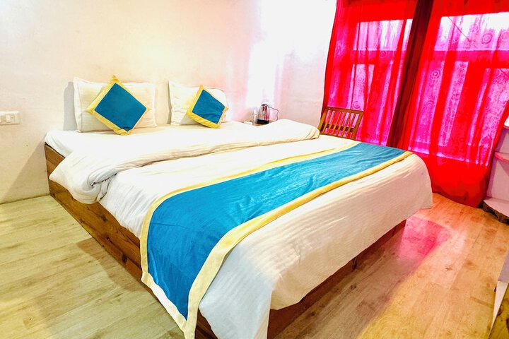 Room 3 of 24