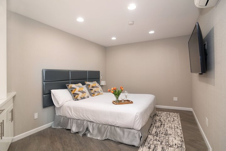 Room 18 of 42