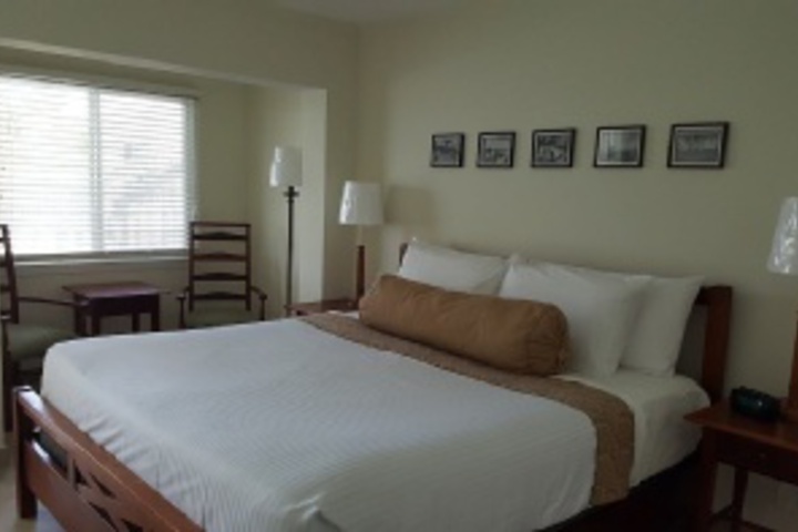 Room 345 of 695