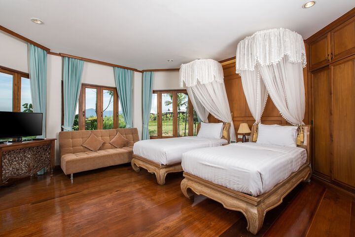Room 21 of 35